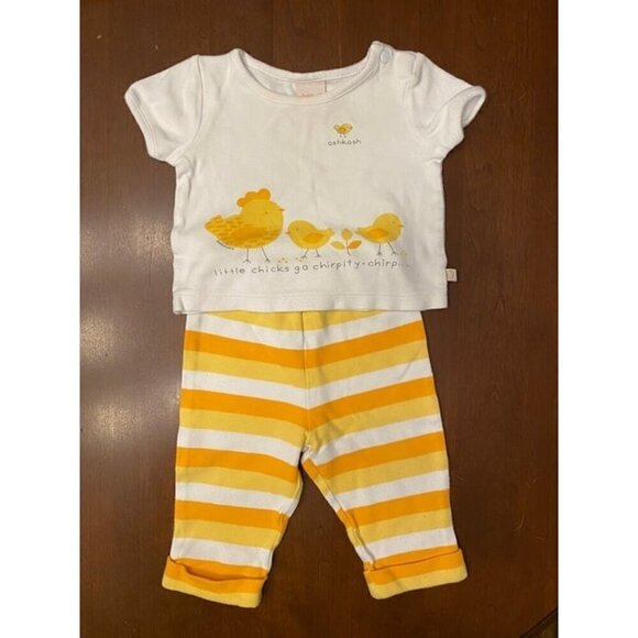 OshKosh Chick Set - Picture 1 of 10